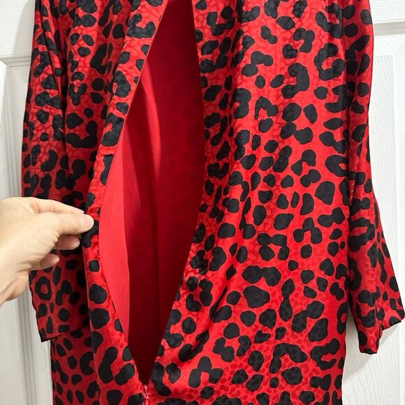 Ann Taylor Leopard Print Shift Dress Red black pleated hem size 6 - Picture 9 of 10